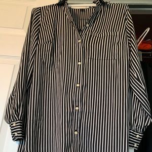 Size M, NWT, Black and White Colored Dress Shirt.